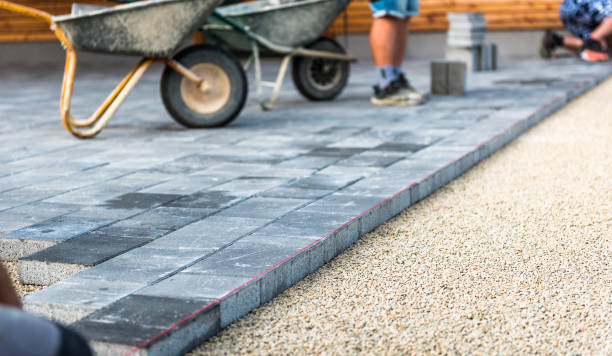 Best Concrete Driveway Installation in Roxana, IL