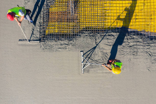 Best Commercial Concrete Services in Roxana, IL